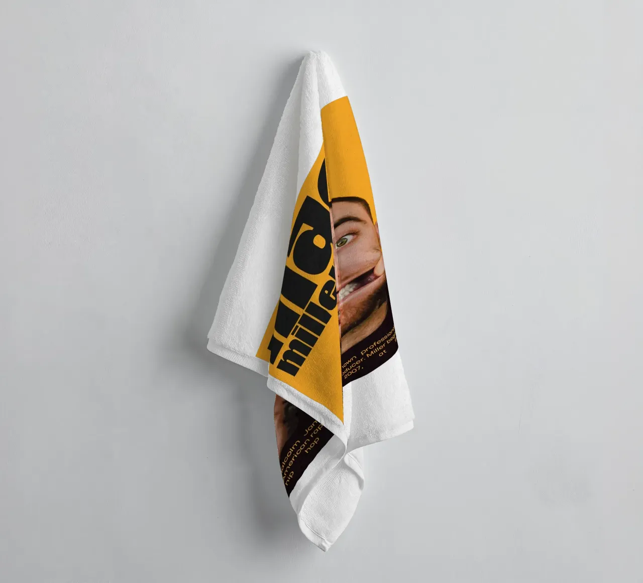 Facce sorridenti e divertenti Mac Miller asciugamano da bagno da softseilish