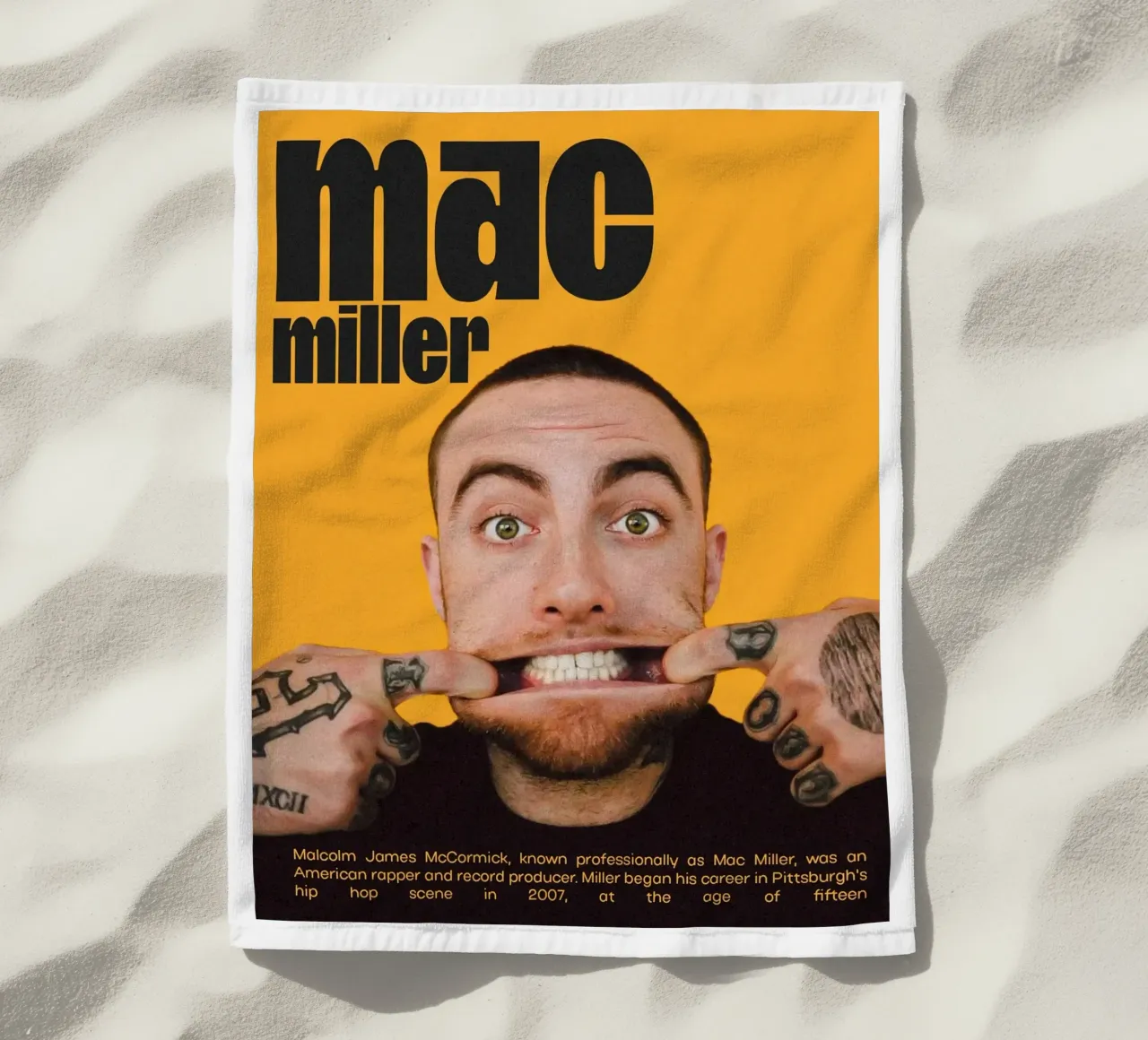 Facce sorridenti e divertenti Mac Miller telo mare da softseilish