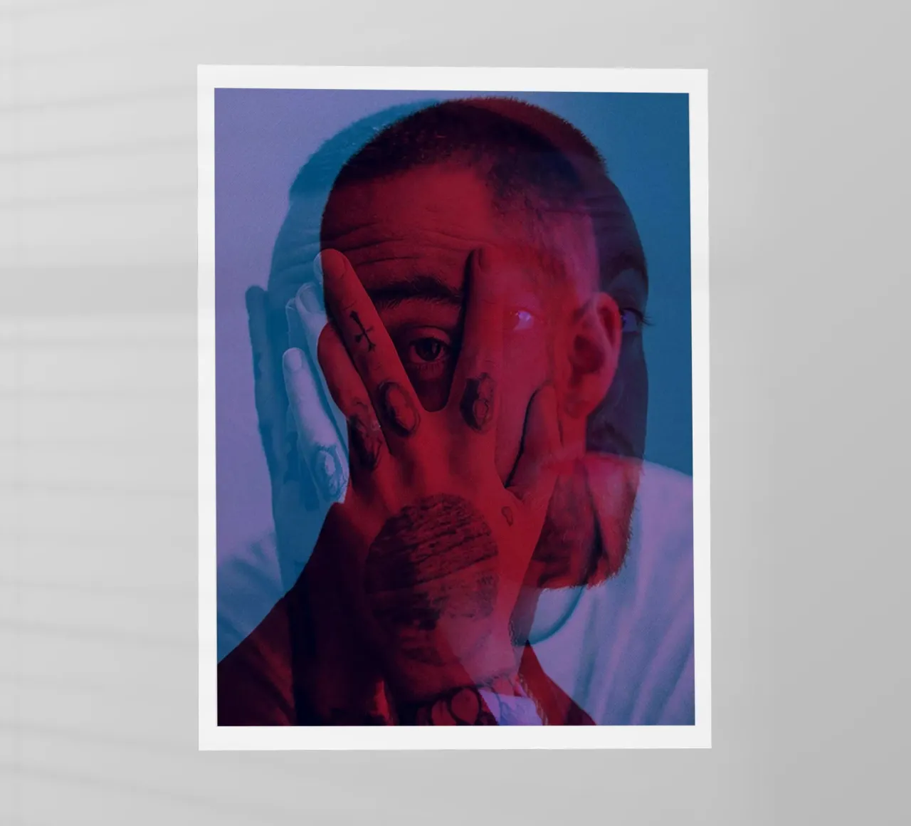 Mac Miller affronta un'alternativa pellicola backlit da softseilish