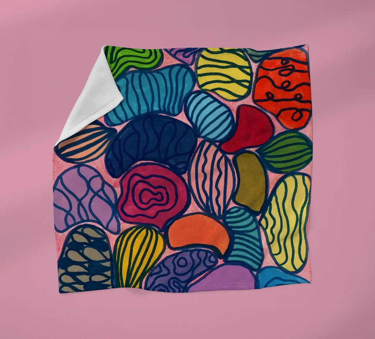 Pietre colorate a motivo coperta in pile da Nica Colorie