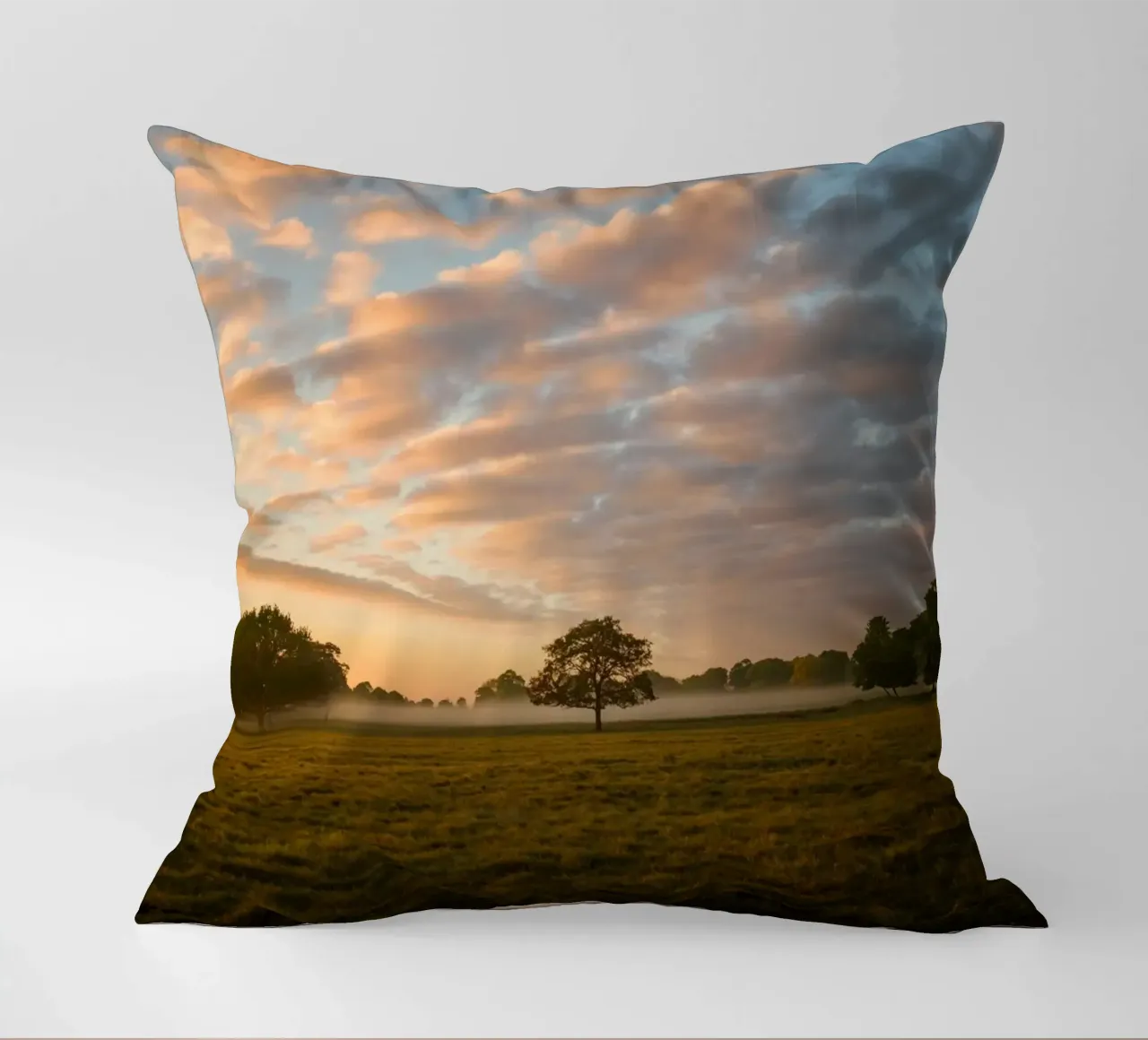sunlight trees open space cuscino da animal story home