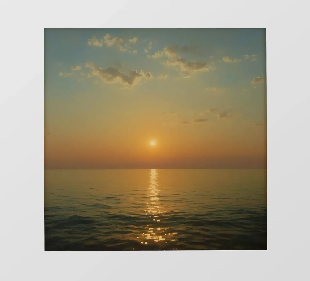 Tramonto sulle acque calme dell'oceano con riflessi dorati telo in pvc da DesignDoodle