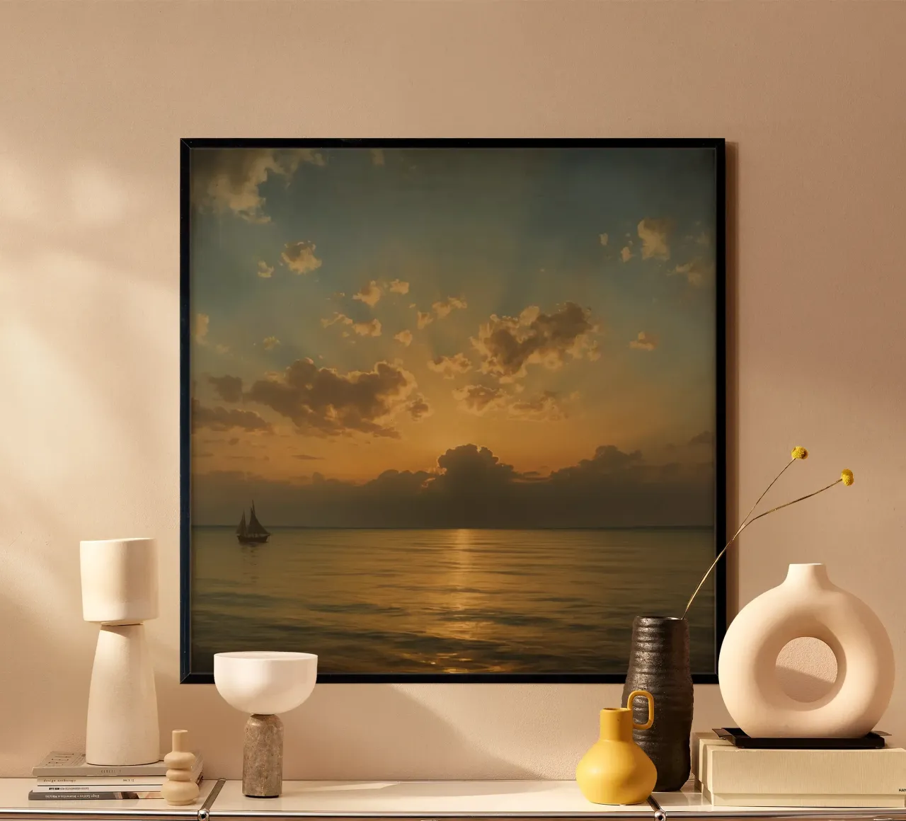Tramonto su acque calme con barca a vela lontana all'orizzonte poster con telaio in plastica da DesignDoodle