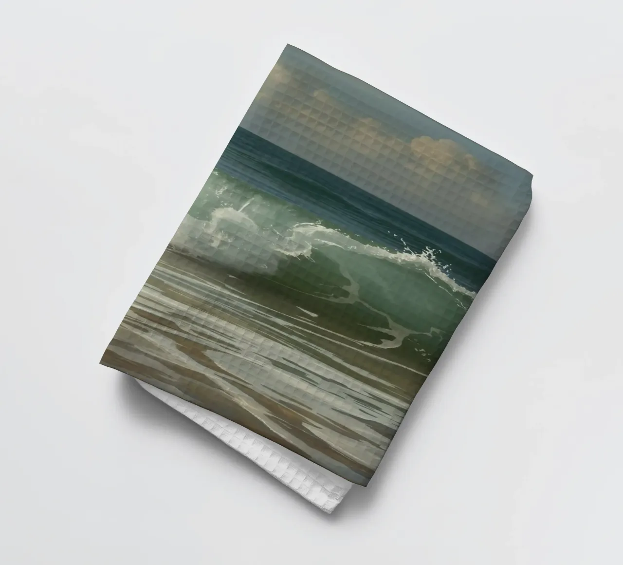 Le onde dell'oceano si infrangono sulla riva sotto un cielo limpido canovaccio da cucina da DesignDoodle