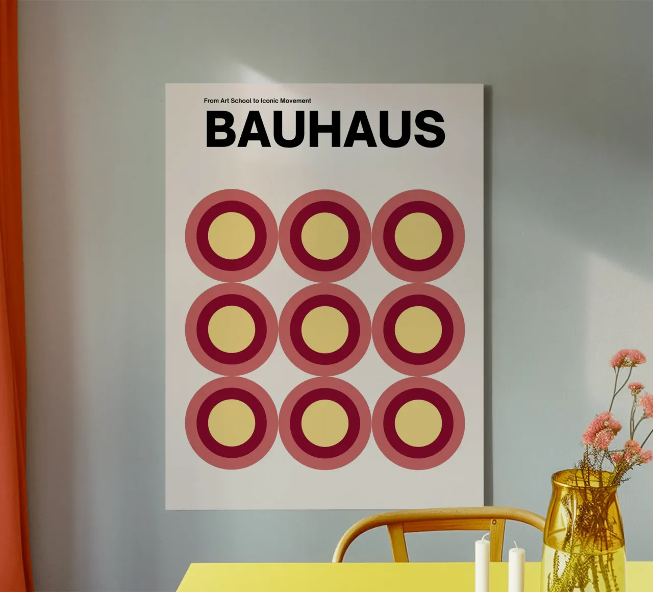 Bauhaus circles - Graphic & colourful canvas by Casa Calm