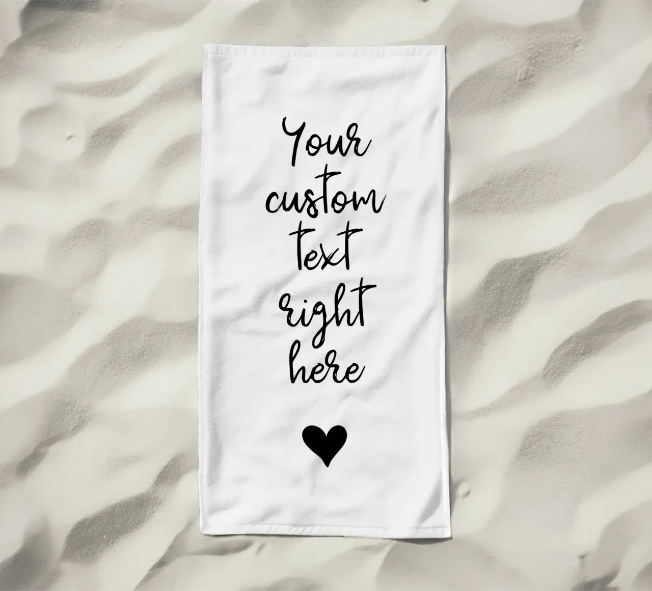 Custom text in black and white with heart Strandtuch von WORTSPIEL