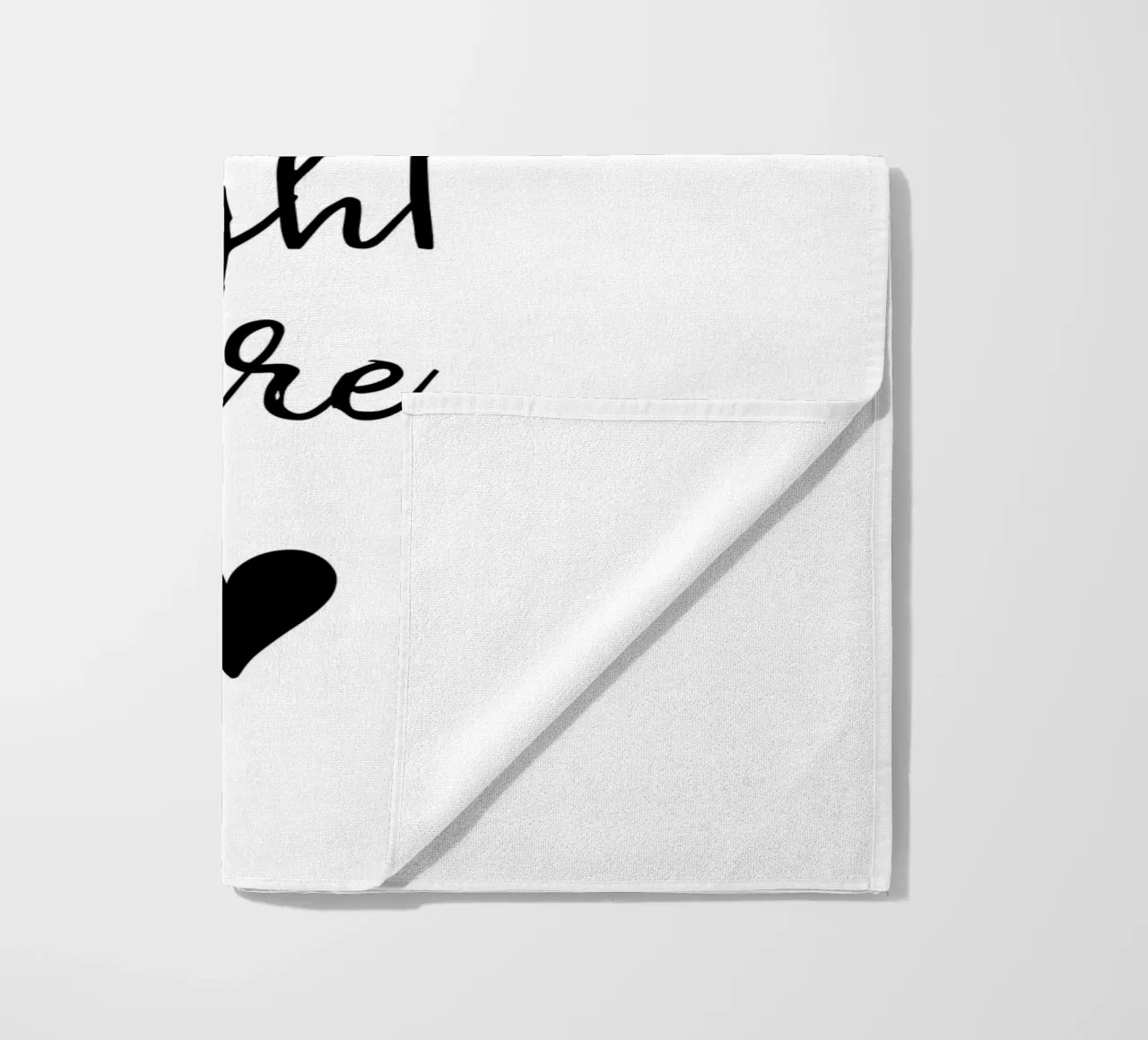 Custom text in black and white with heart Strandtuch von WORTSPIEL