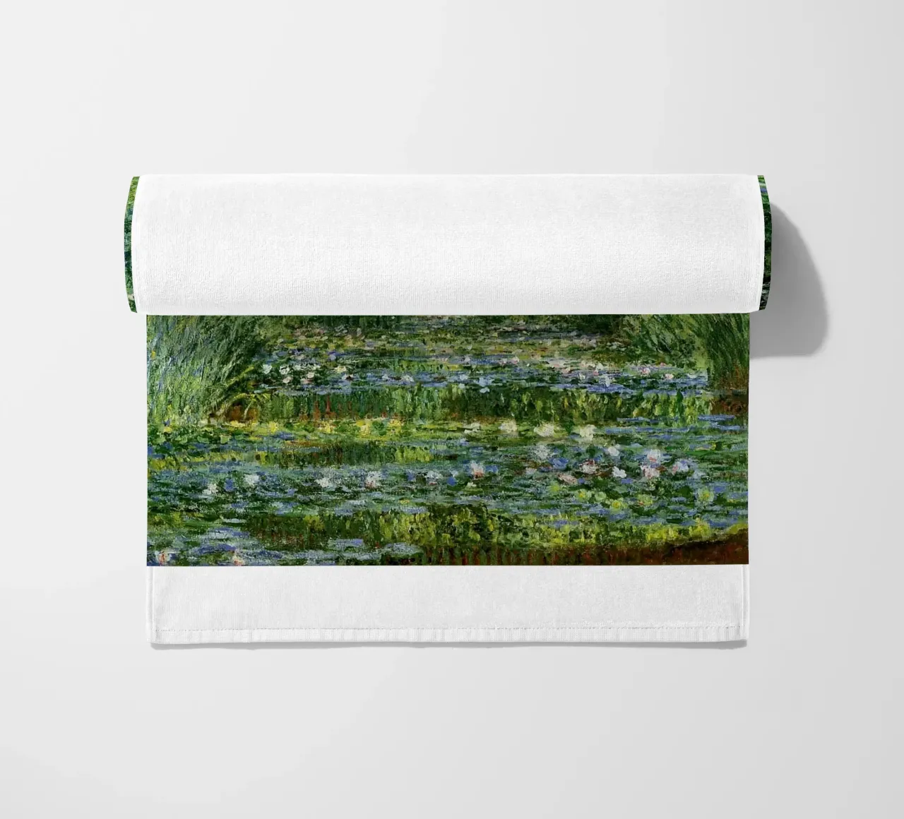 giardino con ponte curvo sullo stagno e ninfee telo mare da SMG Store