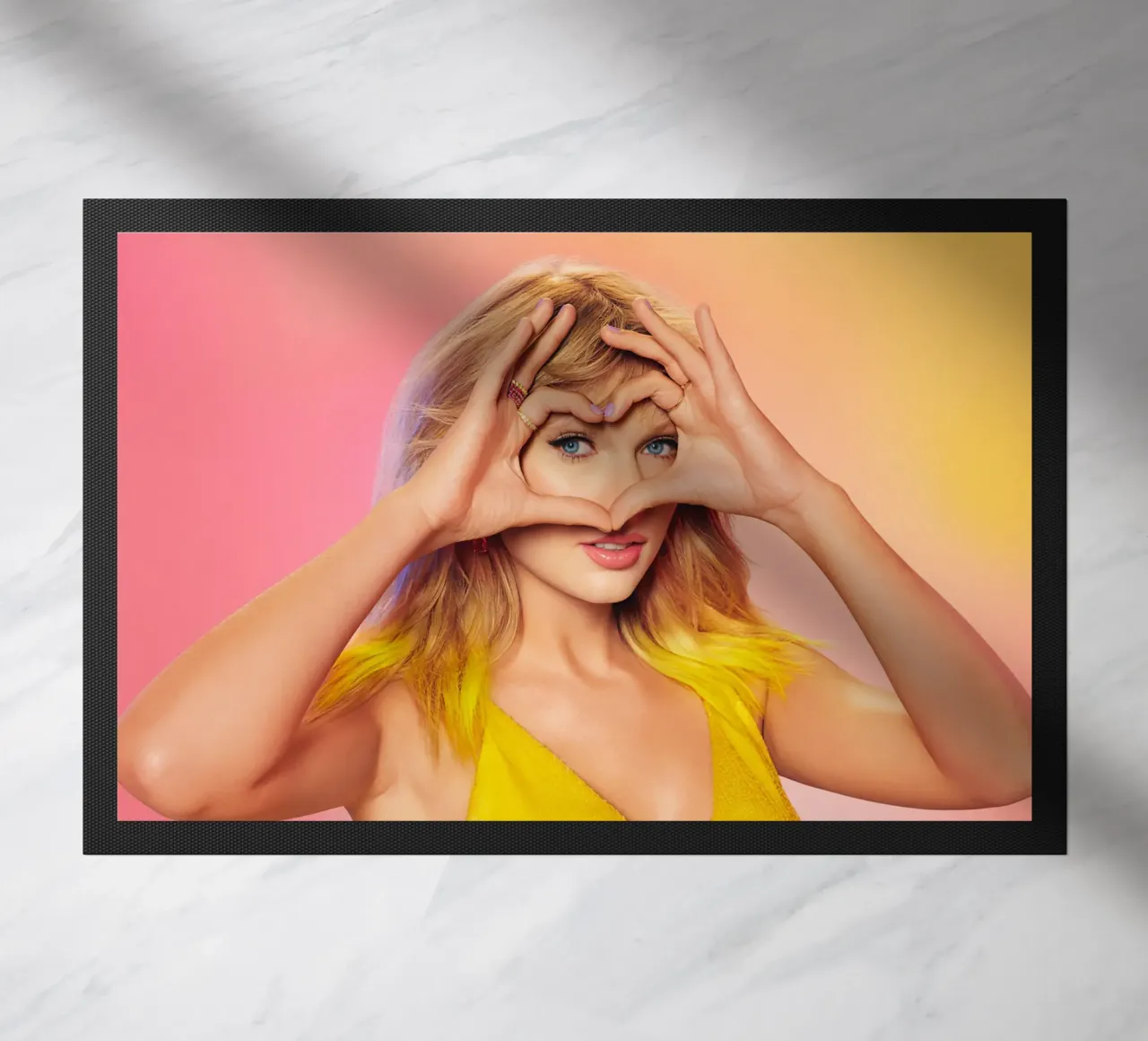 Taylor Swift zerbino da Musadad Shop