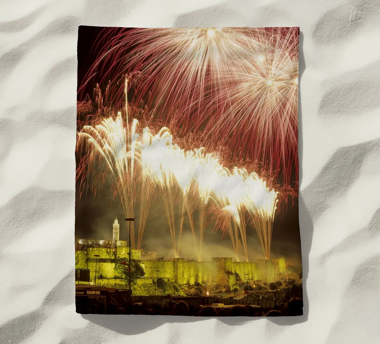 Fuochi d'artificio su Gerusalemme I telo mare da Tal Paz-Fridman