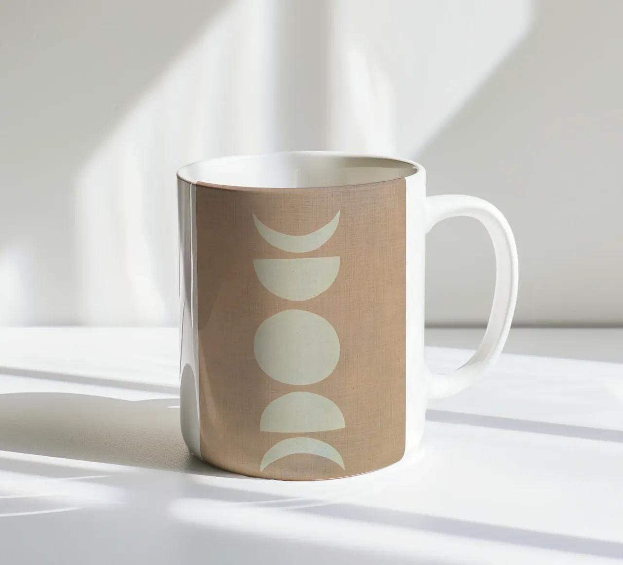 Camera dei bambini con fasi lunari in stile bohémien tazza in ceramica da DavisStudio