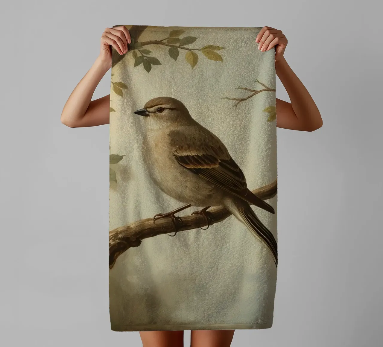 Sperling auf einem Zweig mit weichen Blättern in einer ruhigen Handtuch von DesignDoodle