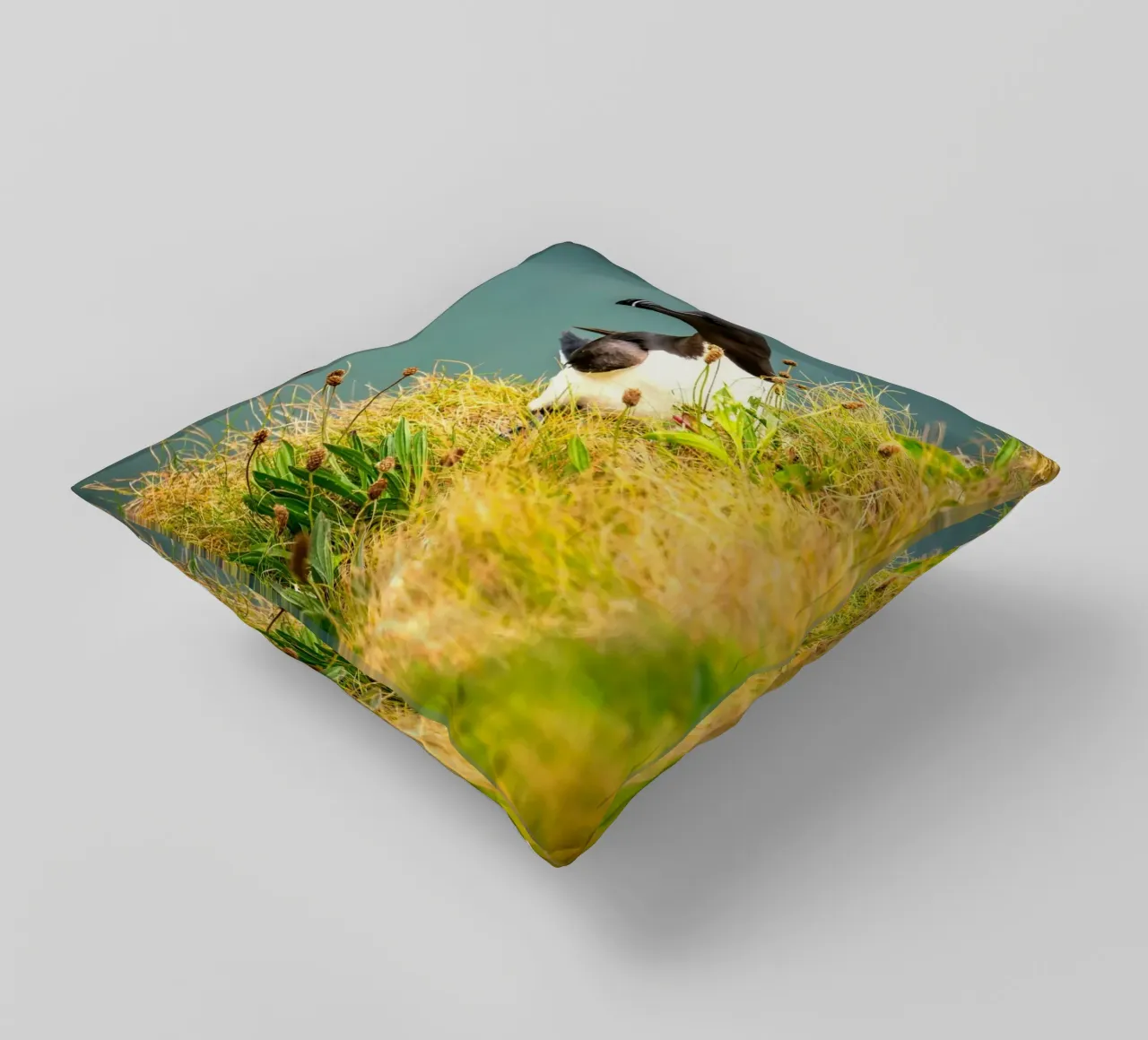uccello erba cuscino da Earthly Visions