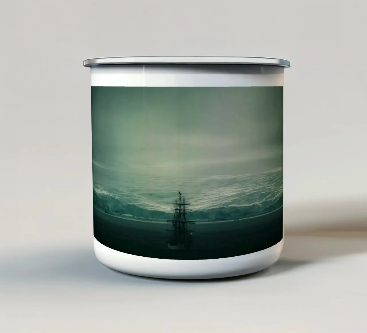 nave oceano tazza in smalto da Earthly Visions
