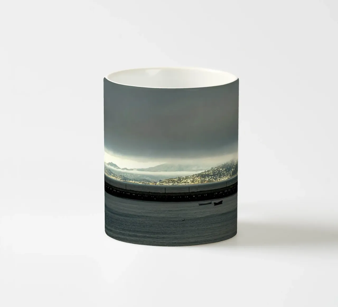 molo oceanico tazza in ceramica da Earthly Visions