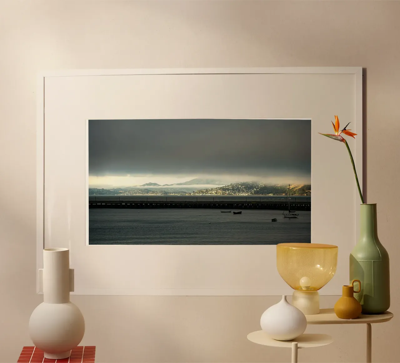 molo oceanico poster con telaio in alluminio da Earthly Visions