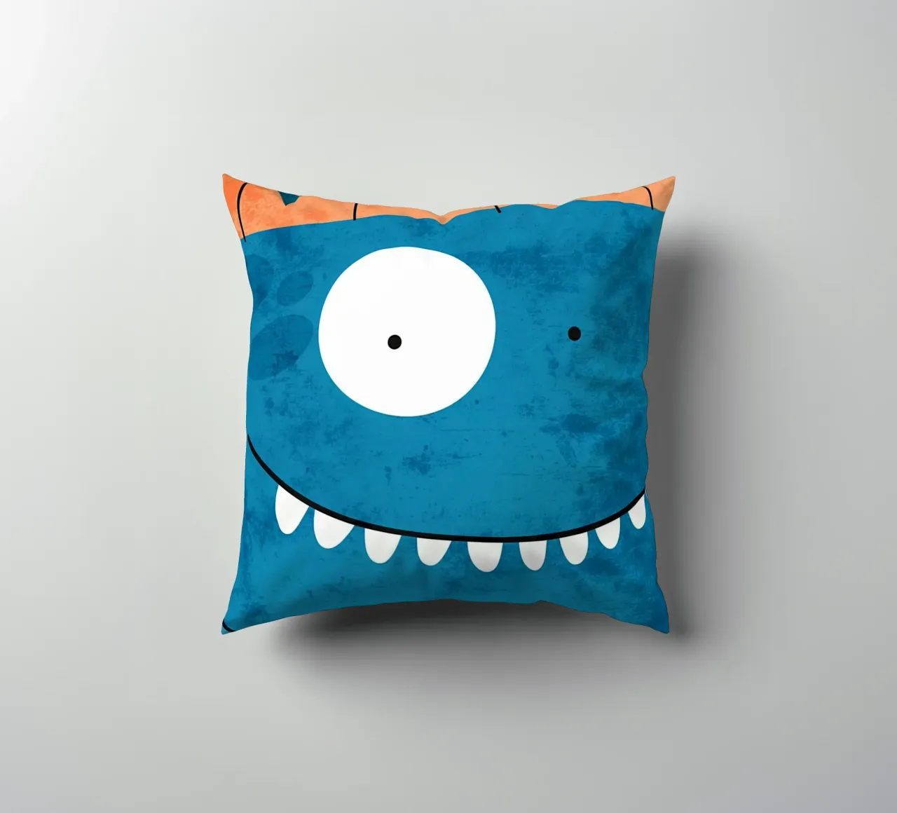 Faccia di mostro sorridente cuscino da EbrahimiStudio