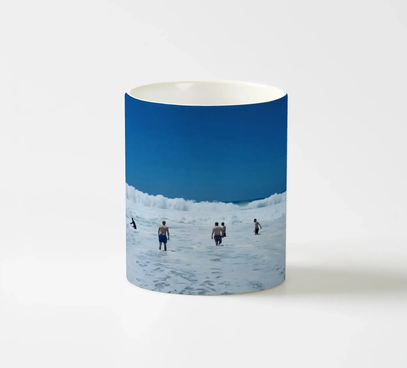 Waves ceramic mug by Löwenzahntiger