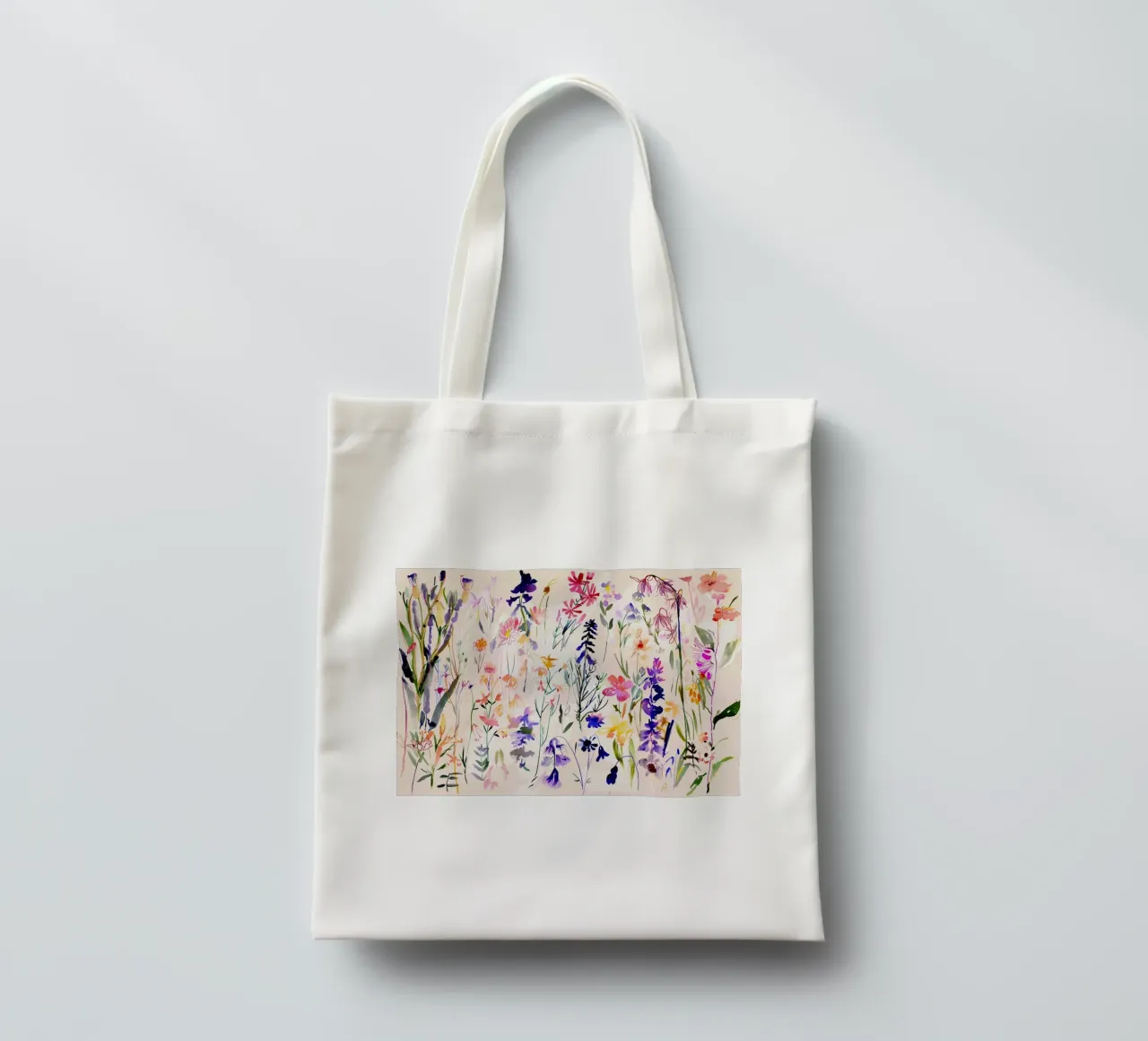 Coro dei fiori selvatici borsa in juta da Sophia Calder Studio