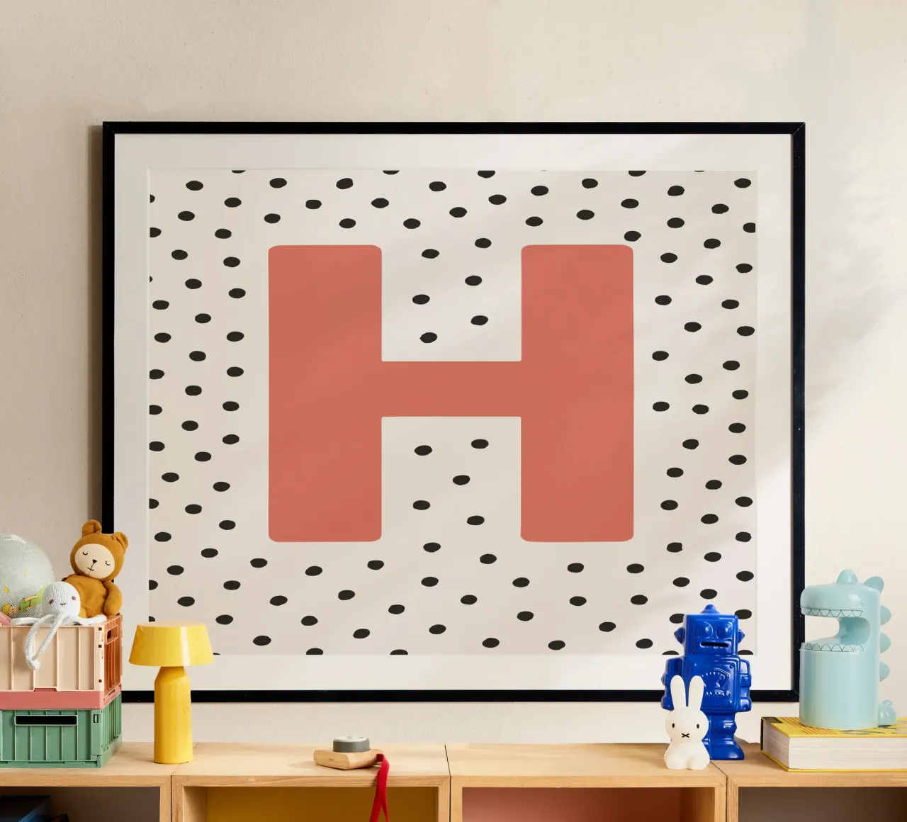 Initial H on dot pattern - Scandinavian style hahnemühle by KidzStudio