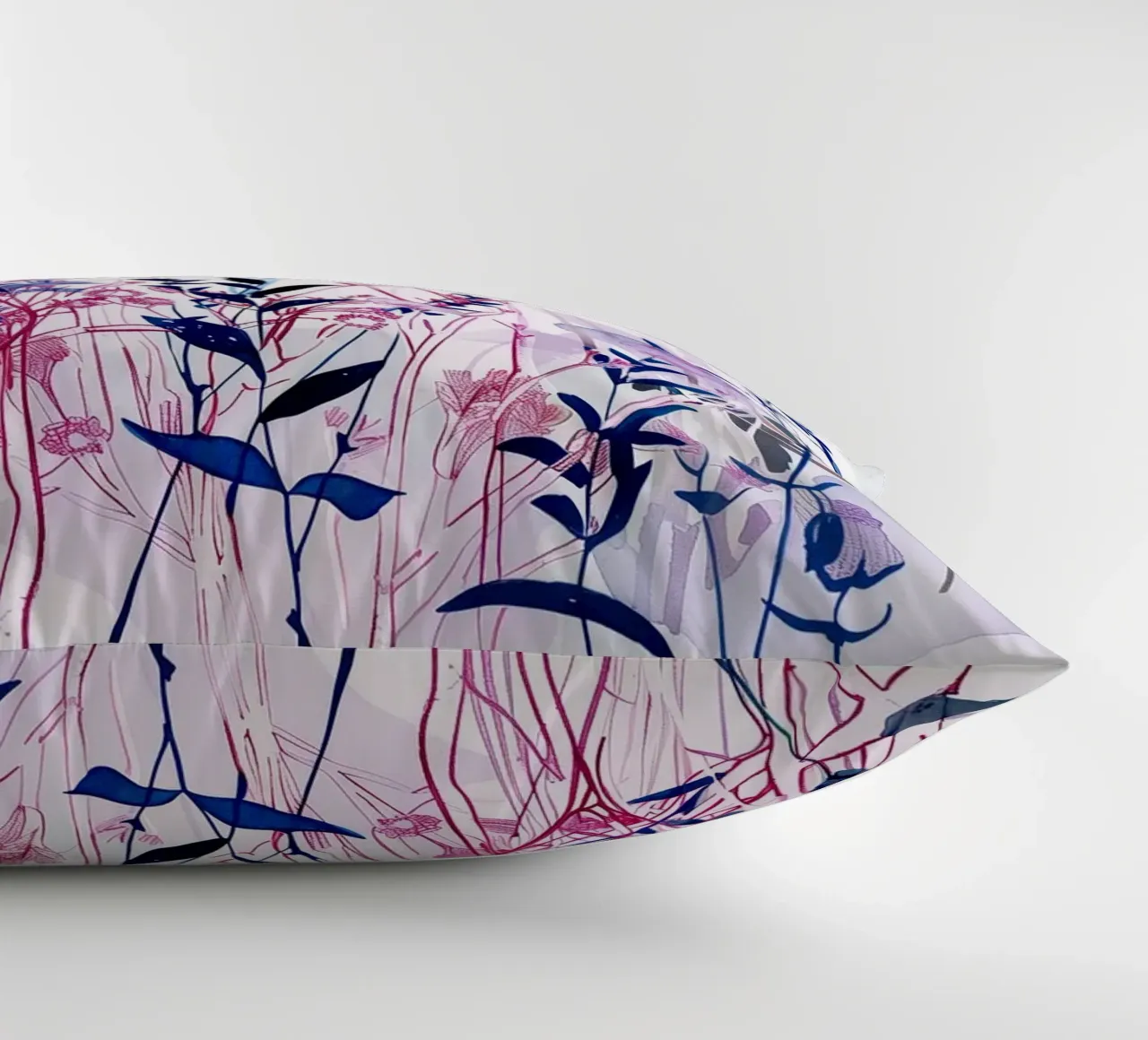 Arazzo crepuscolare cuscino da Sophia Calder Studio