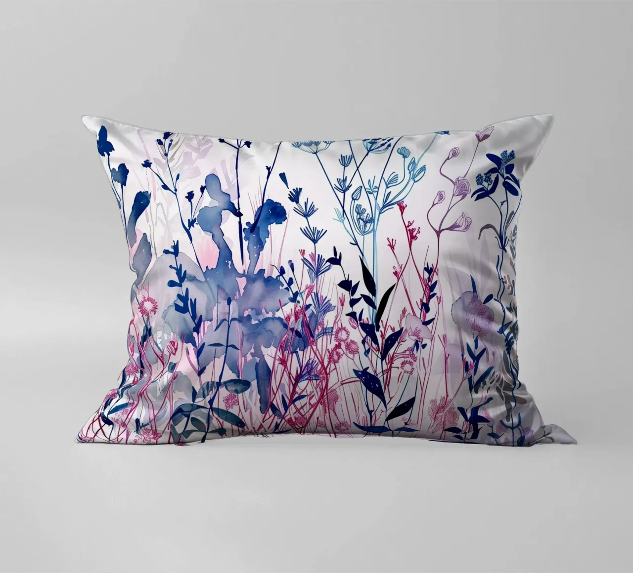 Arazzo crepuscolare cuscino da Sophia Calder Studio