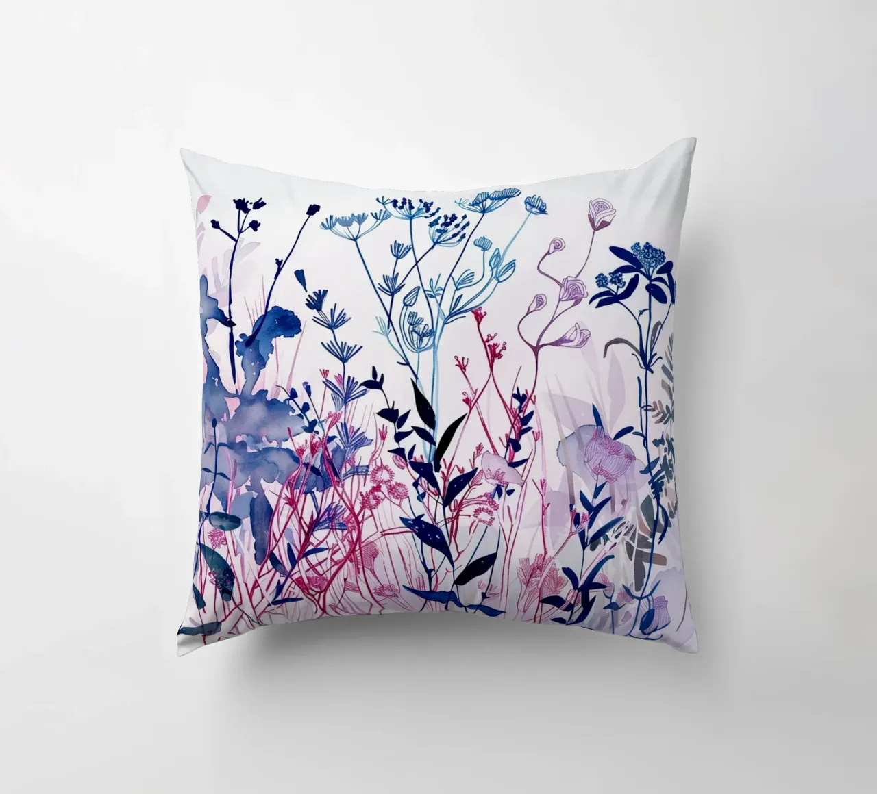 Arazzo crepuscolare cuscino da Sophia Calder Studio
