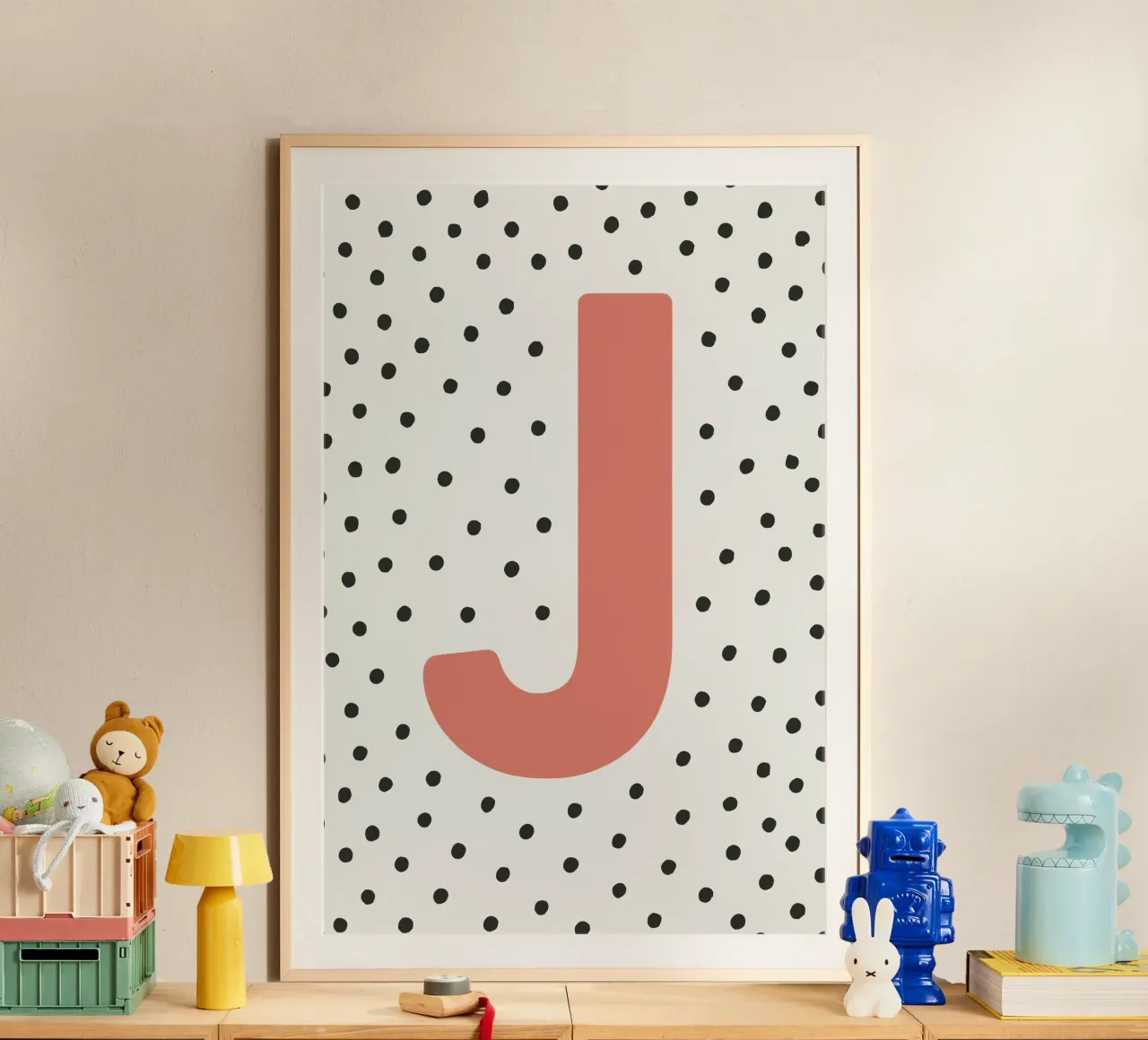 Initiale J sur motif à pois - style scandinave hahnemühle de KidzStudio