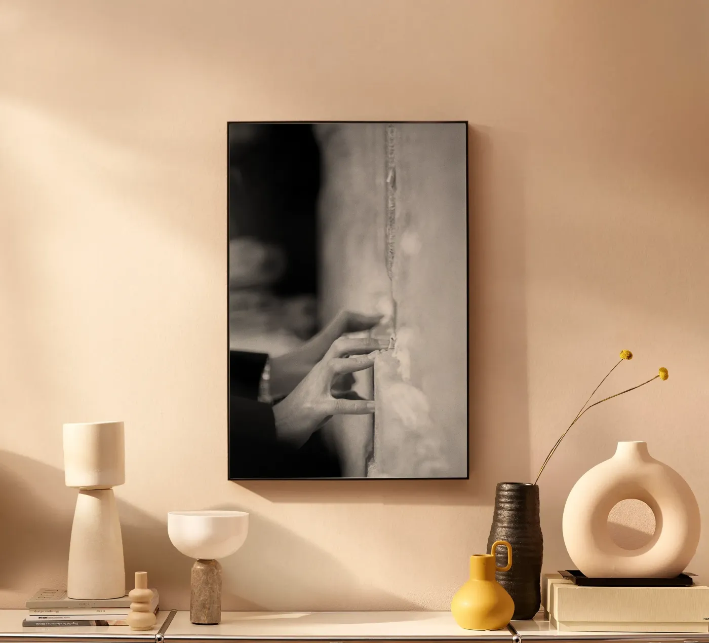 Prayer forex plate by Tal Paz-Fridman