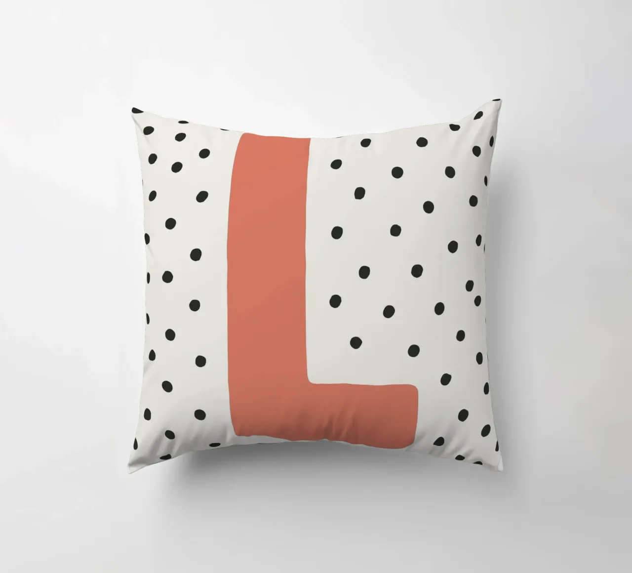 Iniziale L su motivo a pois - Stile scandinavo cuscino da KidzStudio