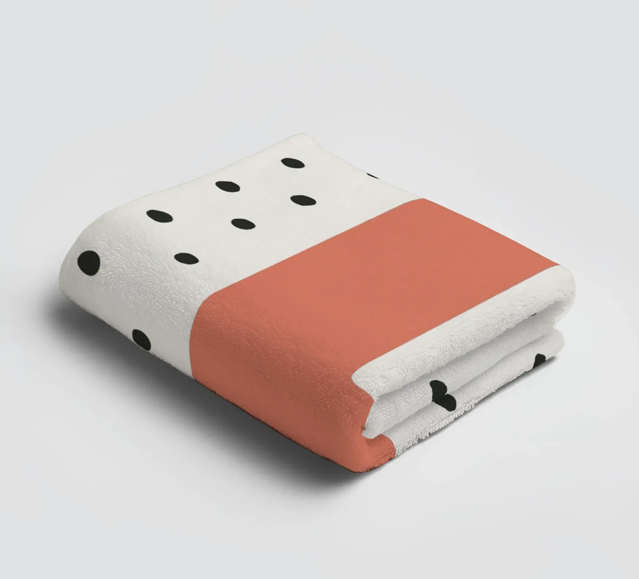 Initial L on dot pattern - Scandinavian style towel by KidzStudio