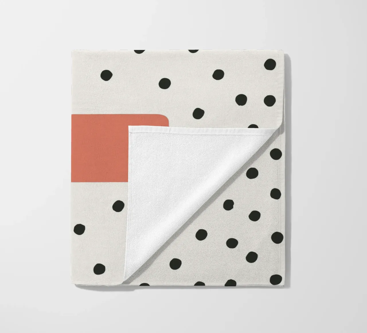 Iniziale L su motivo a pois - Stile scandinavo telo mare da KidzStudio