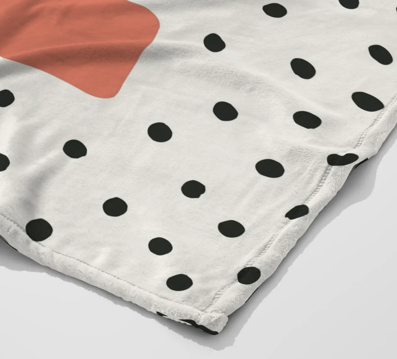 Initial L on dot pattern - Scandinavian style fleece blanket by KidzStudio