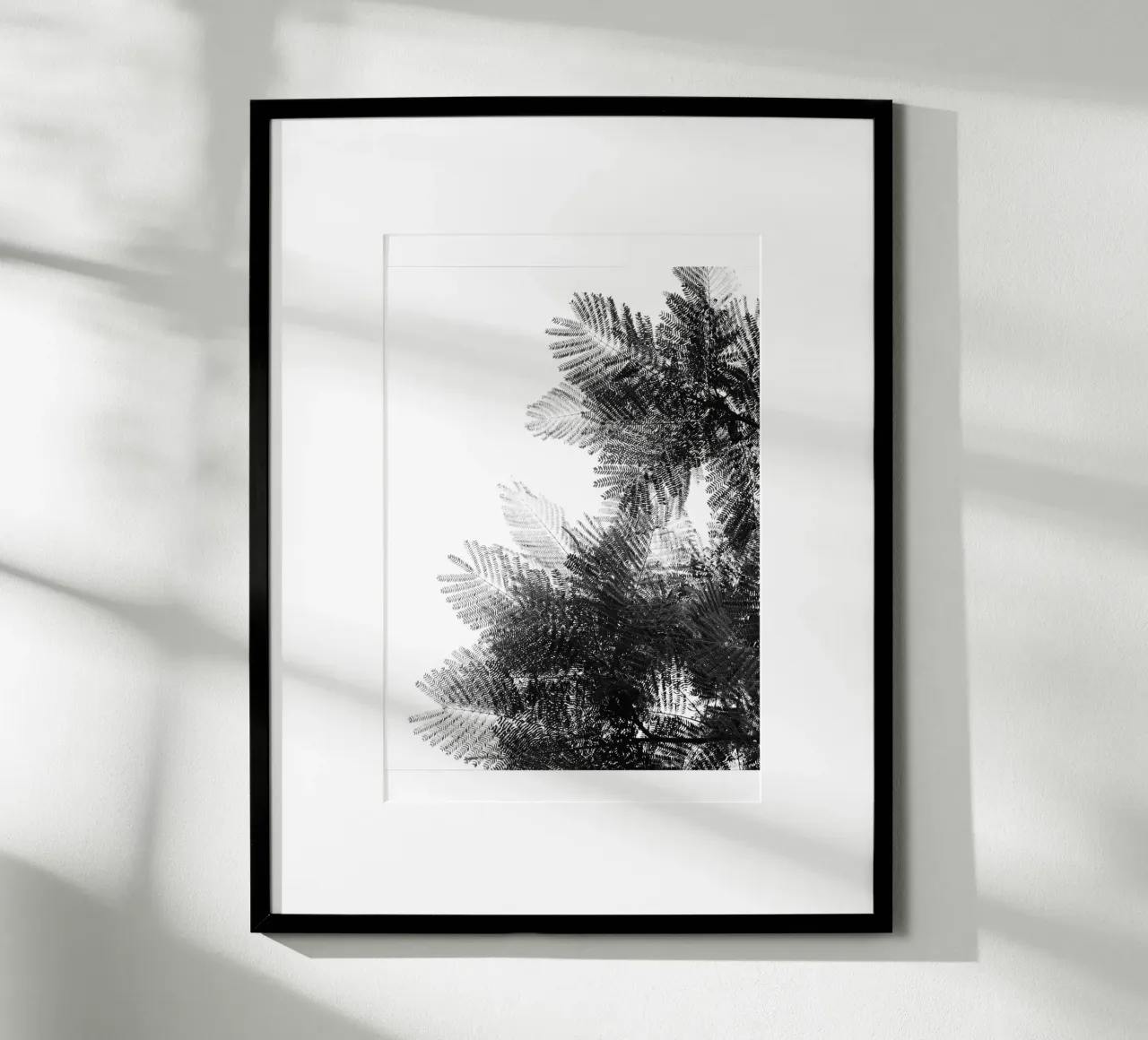 La cima dell'albero I poster con telaio in legno da Tal Paz-Fridman