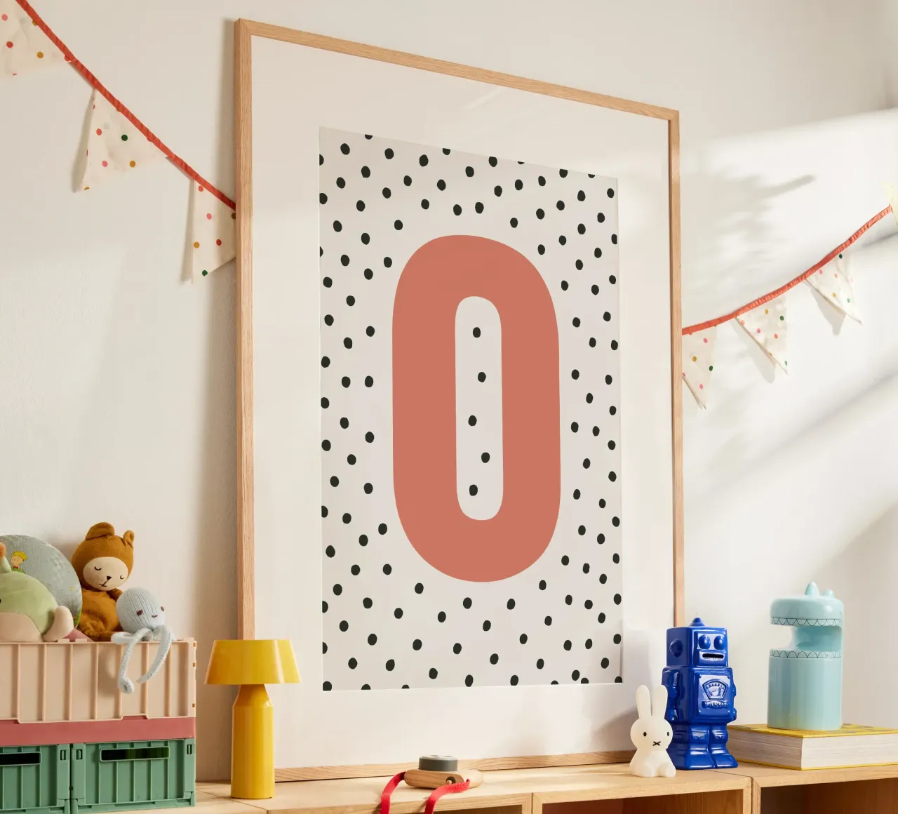 Initial O on dot pattern - Scandinavian style hahnemühle by KidzStudio