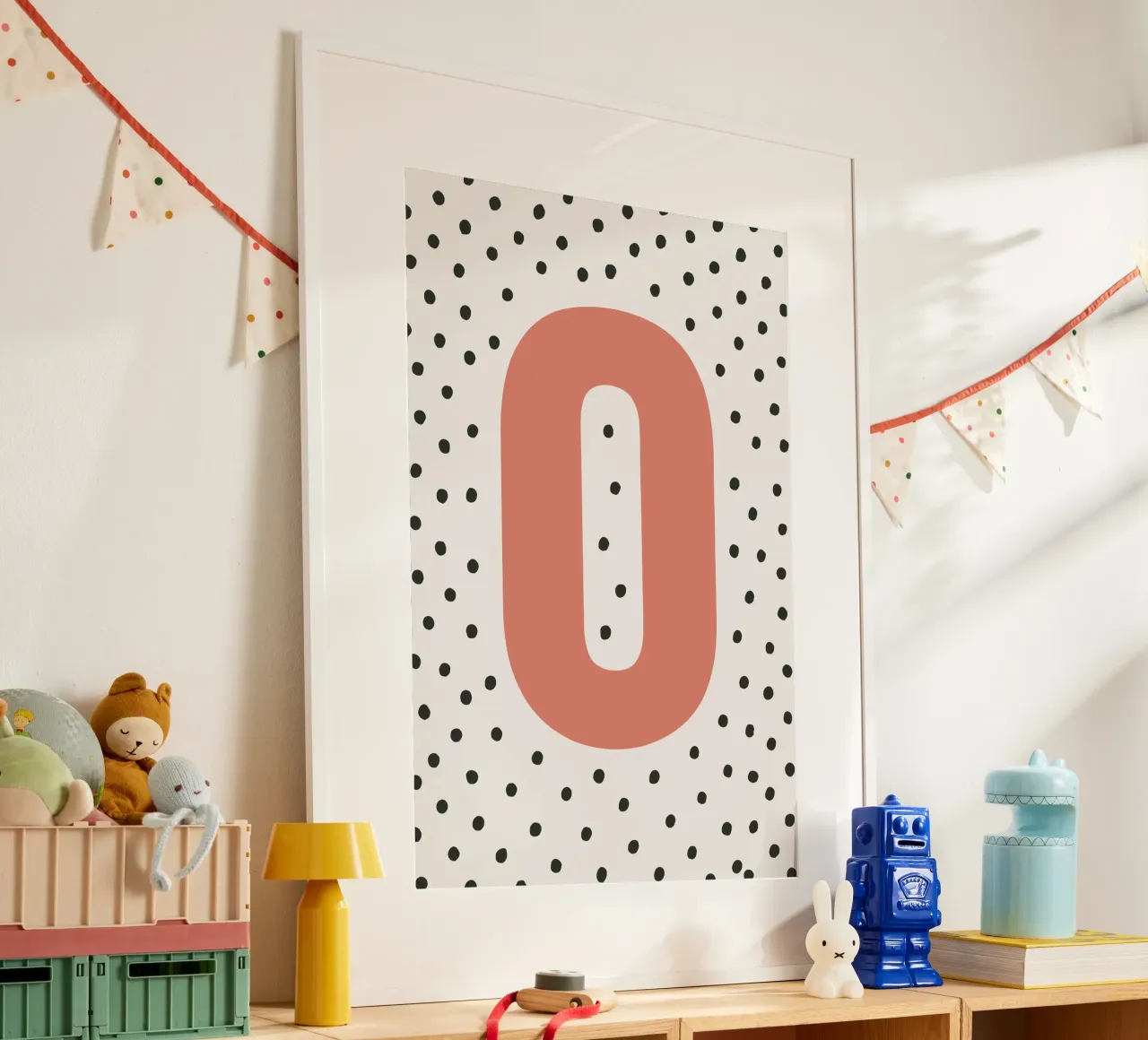 Initial O on dot pattern - Scandinavian style hahnemühle by KidzStudio