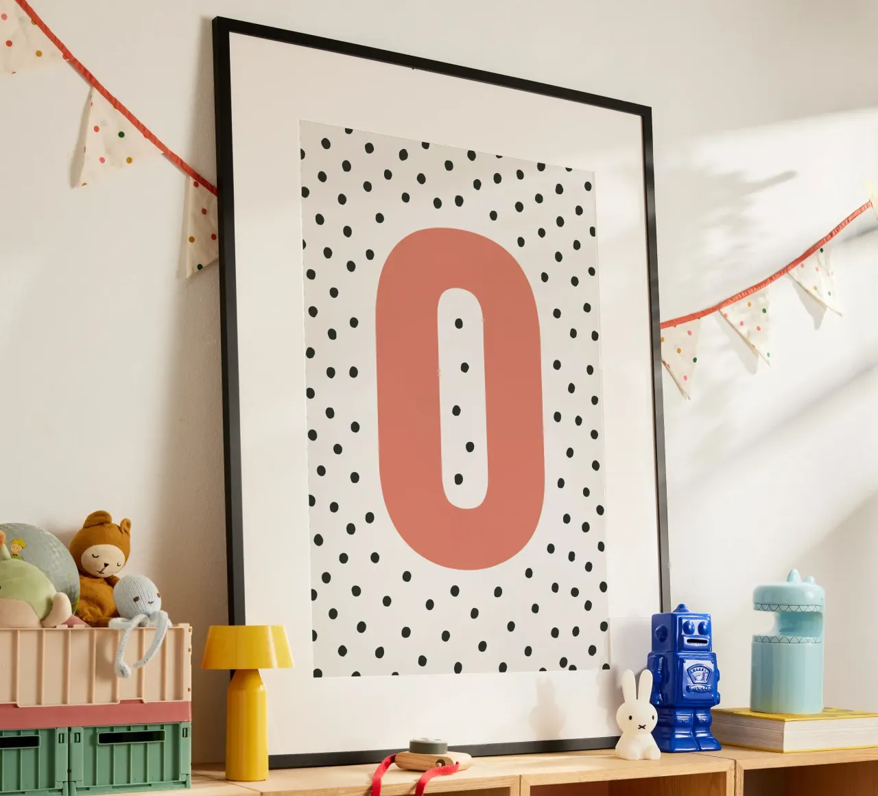 Initial O on dot pattern - Scandinavian style hahnemühle by KidzStudio