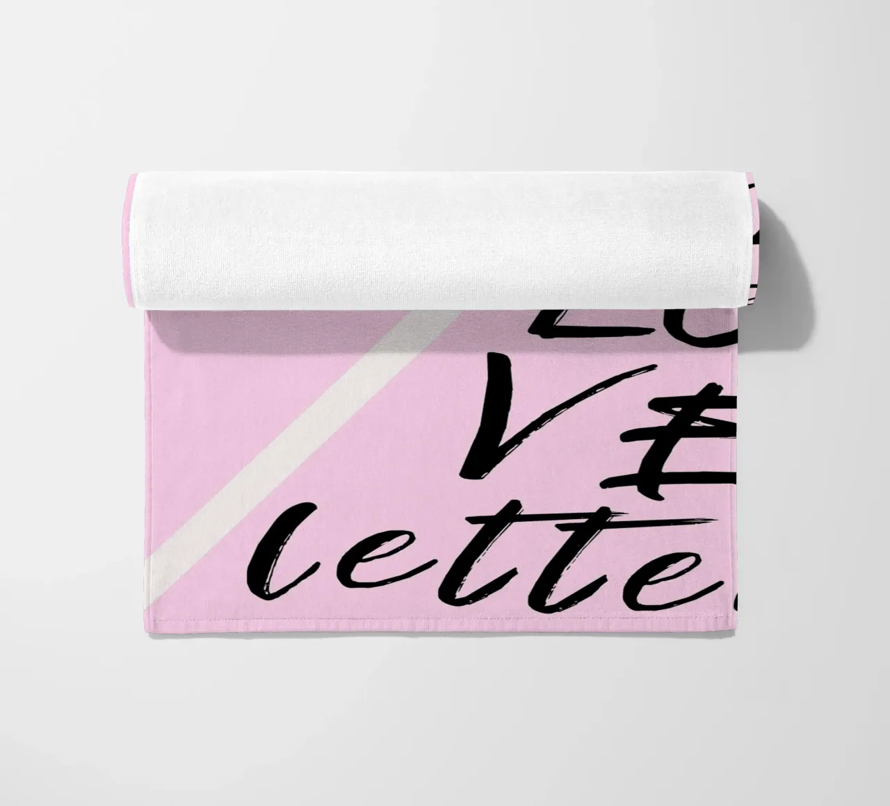 "Questa è una lettera d'amore" - Scrittura rosa e nera telo mare da homdeco