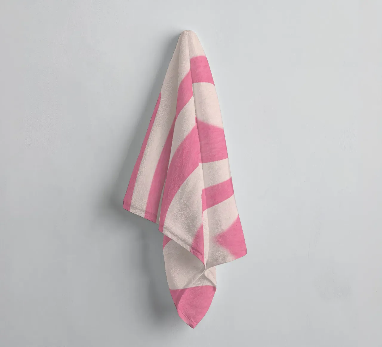 Groovy Pink & White Swirls - Retro Wavy Art Print toalla de baño de homdeco