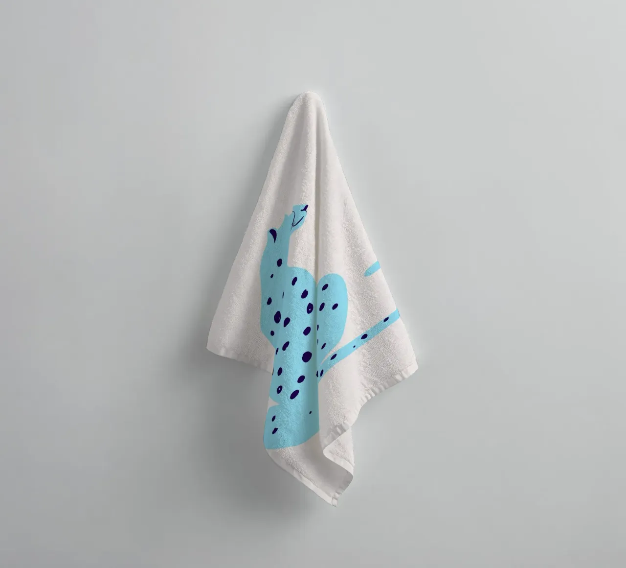 Léopard bleu abstrait - Minimalist Safari Art Print serviette de bain de homdeco