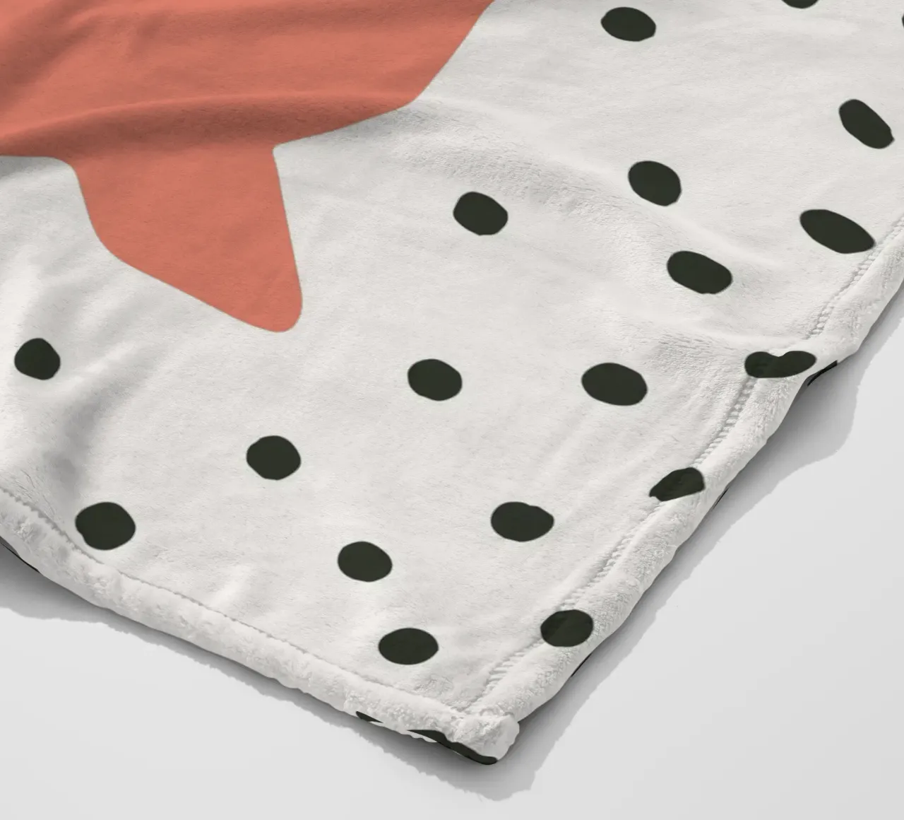 Initial Q on dot pattern - Scandinavian style fleece blanket by KidzStudio