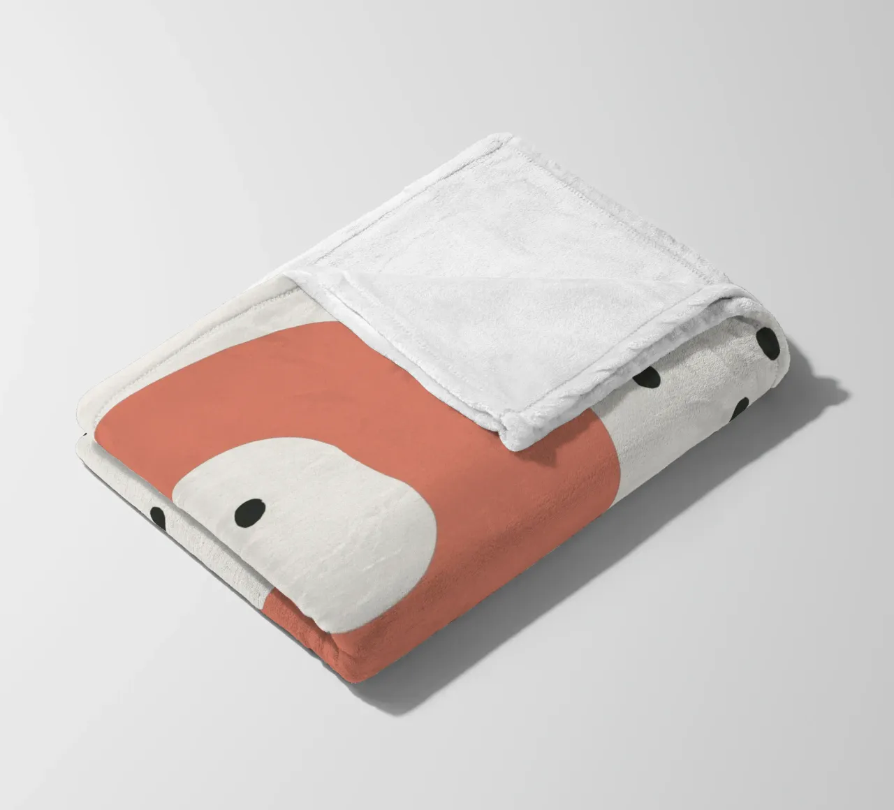 Initial R on dot pattern - Scandinavian style fleece blanket by KidzStudio