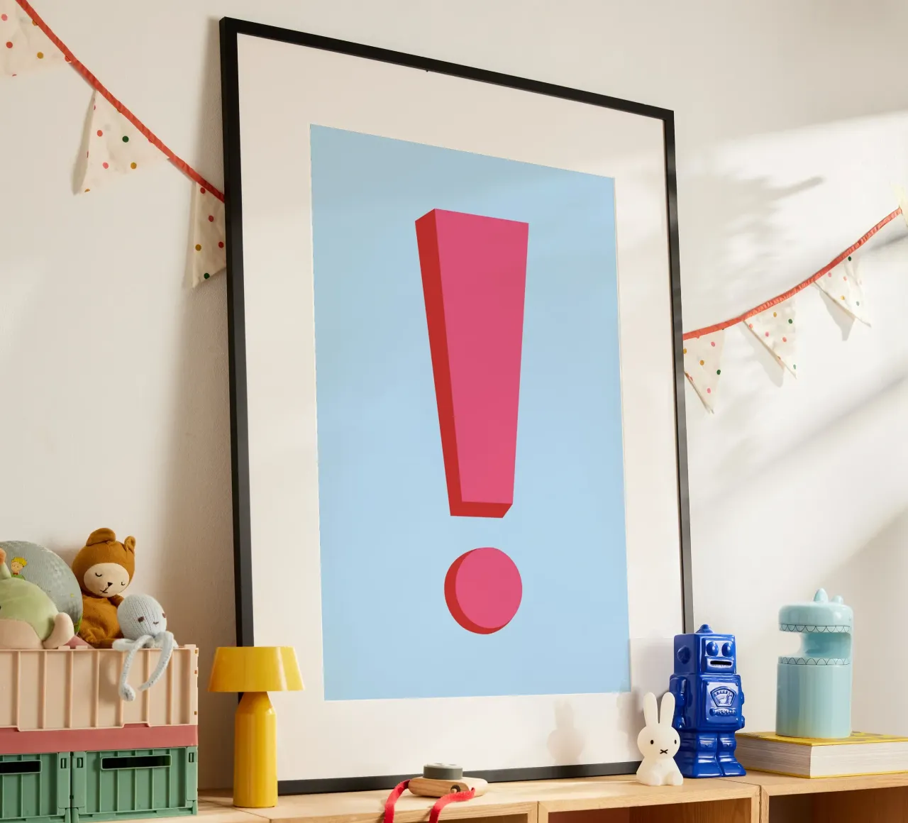 Fettes rosa Ausrufezeichen - Pop Art Statement Poster von homdeco