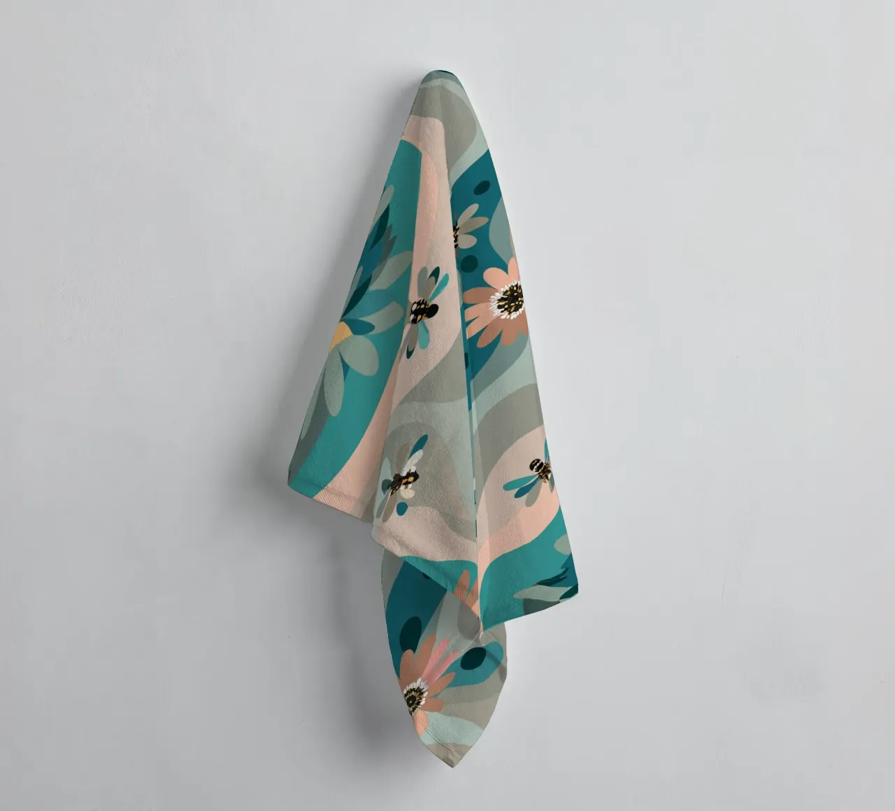 Abstract Flower Pattern towel by HAPPY SHOP
