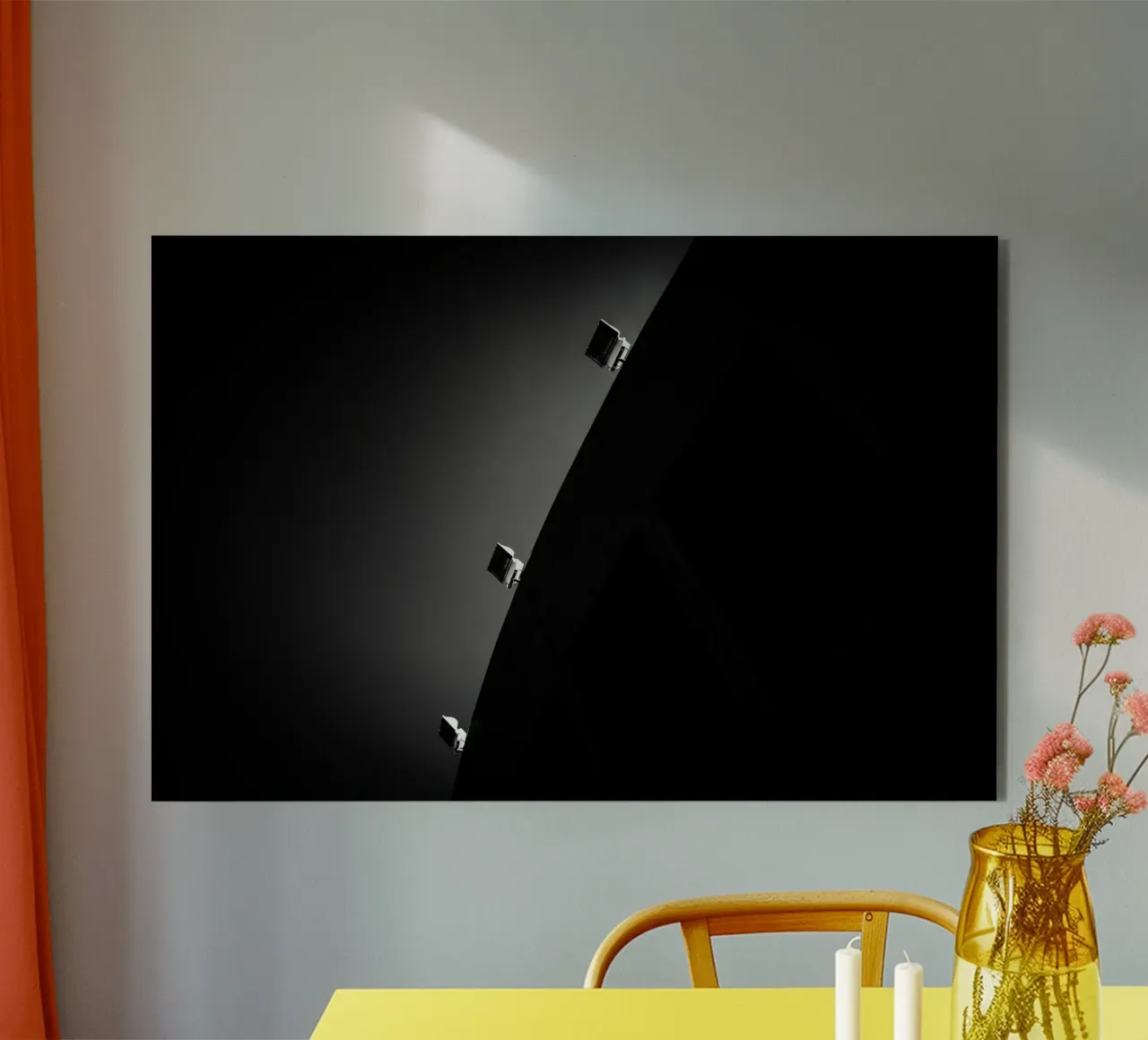 Luce alluminio dibond da Tal Paz-Fridman