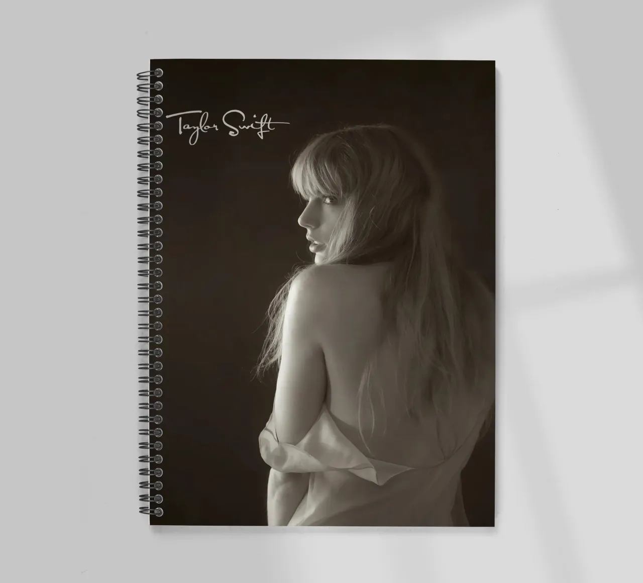 taylor swiftie diario ad anelli da AudioLibrary