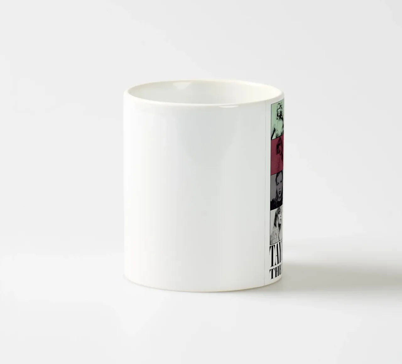 Collage di Taylor Swift tazza in ceramica da AudioLibrary