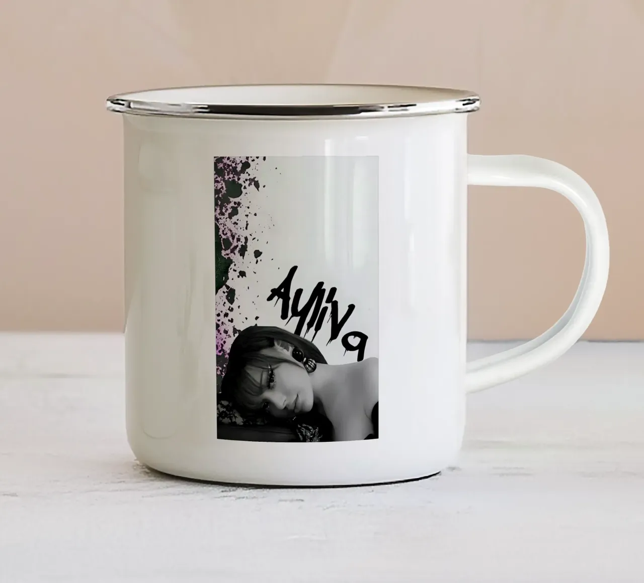 ayliva tazza in smalto da AudioLibrary