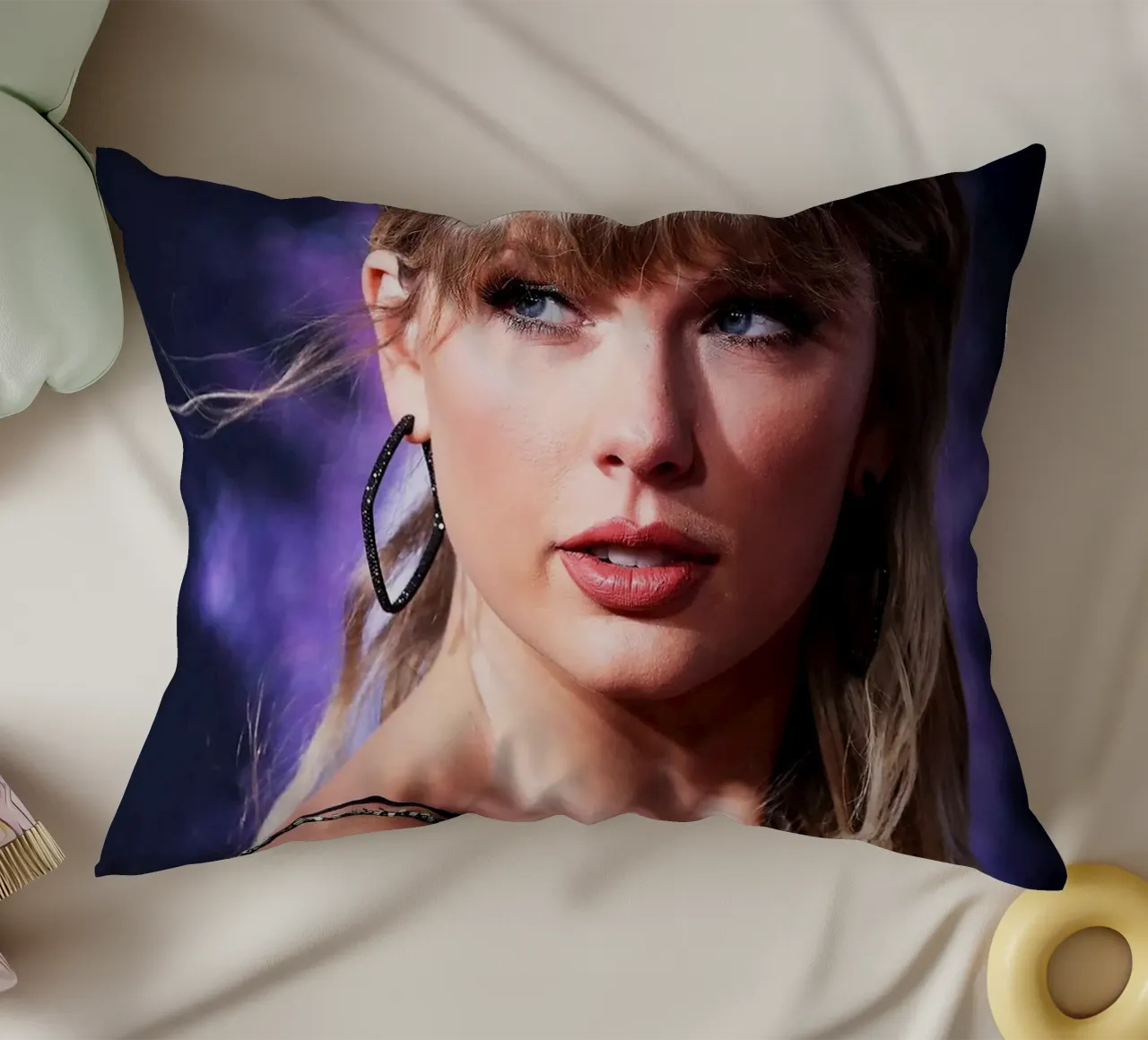 Taylor Swift cuscino da Musadad Shop