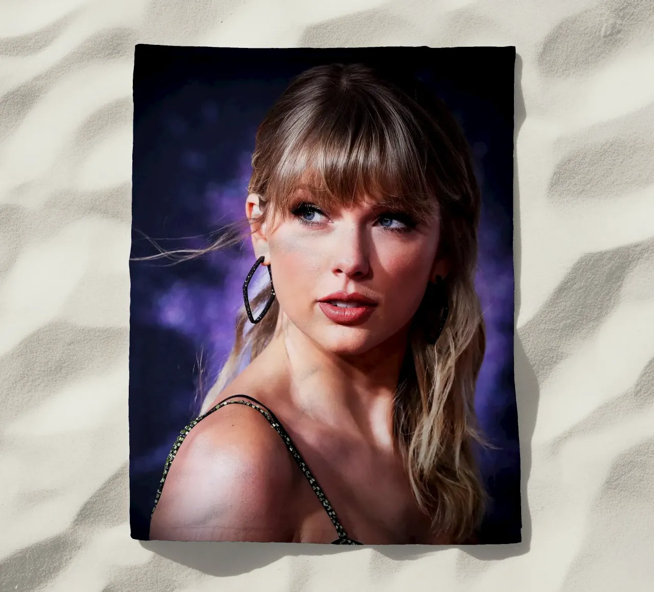 Taylor Swift telo mare da Musadad Shop
